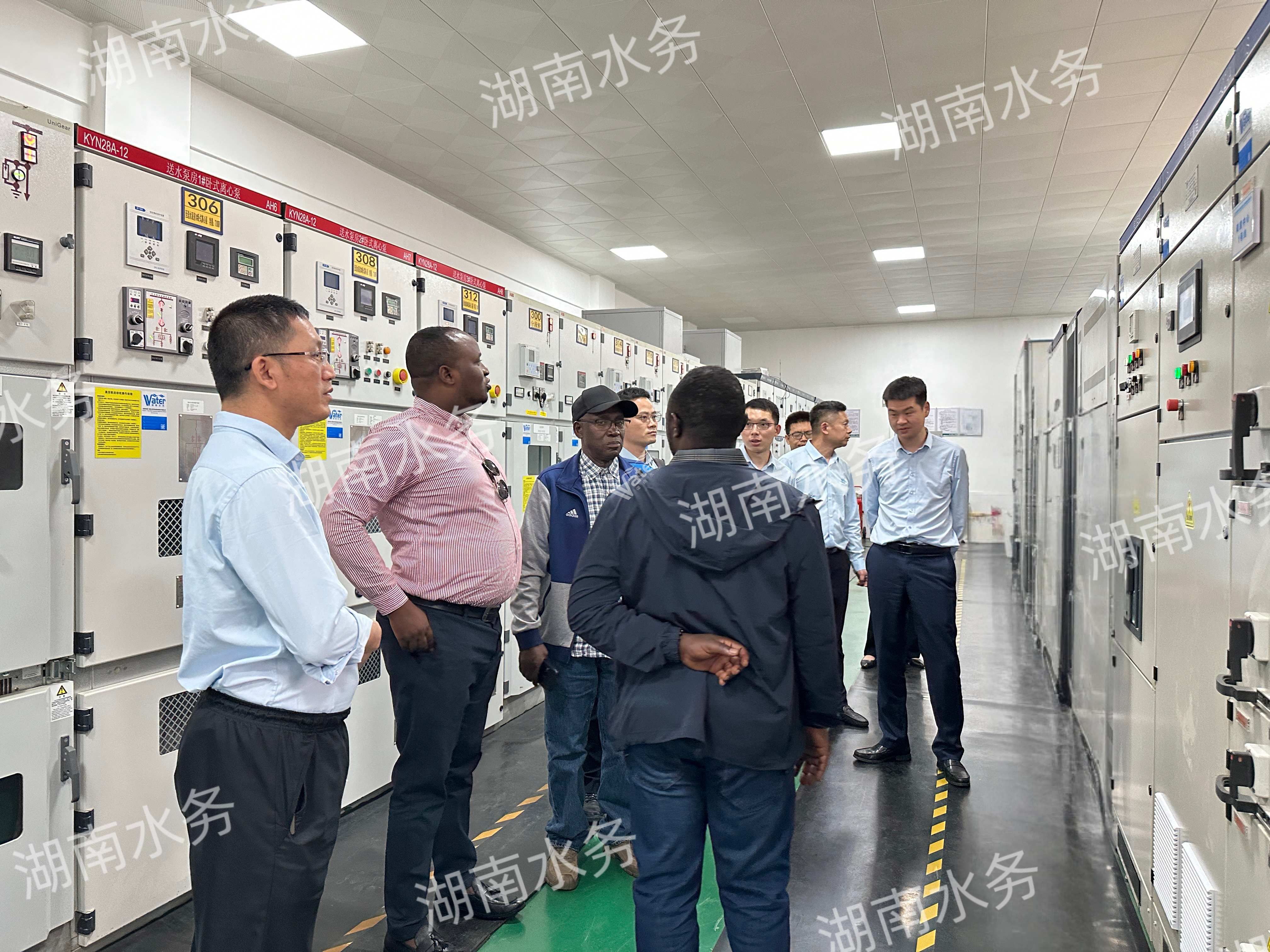 寂寞的少妇的诱惑