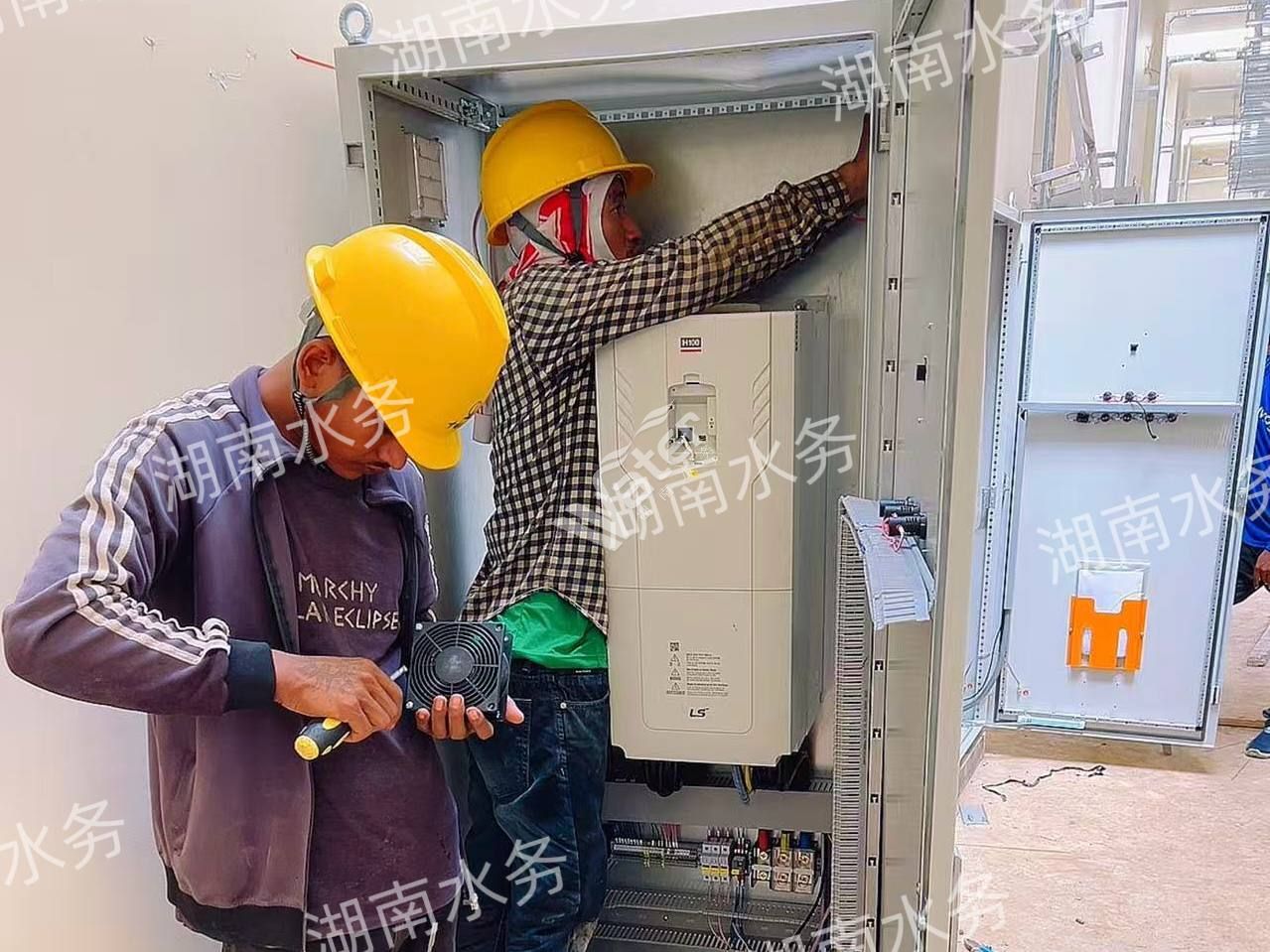 寂寞的少妇的诱惑